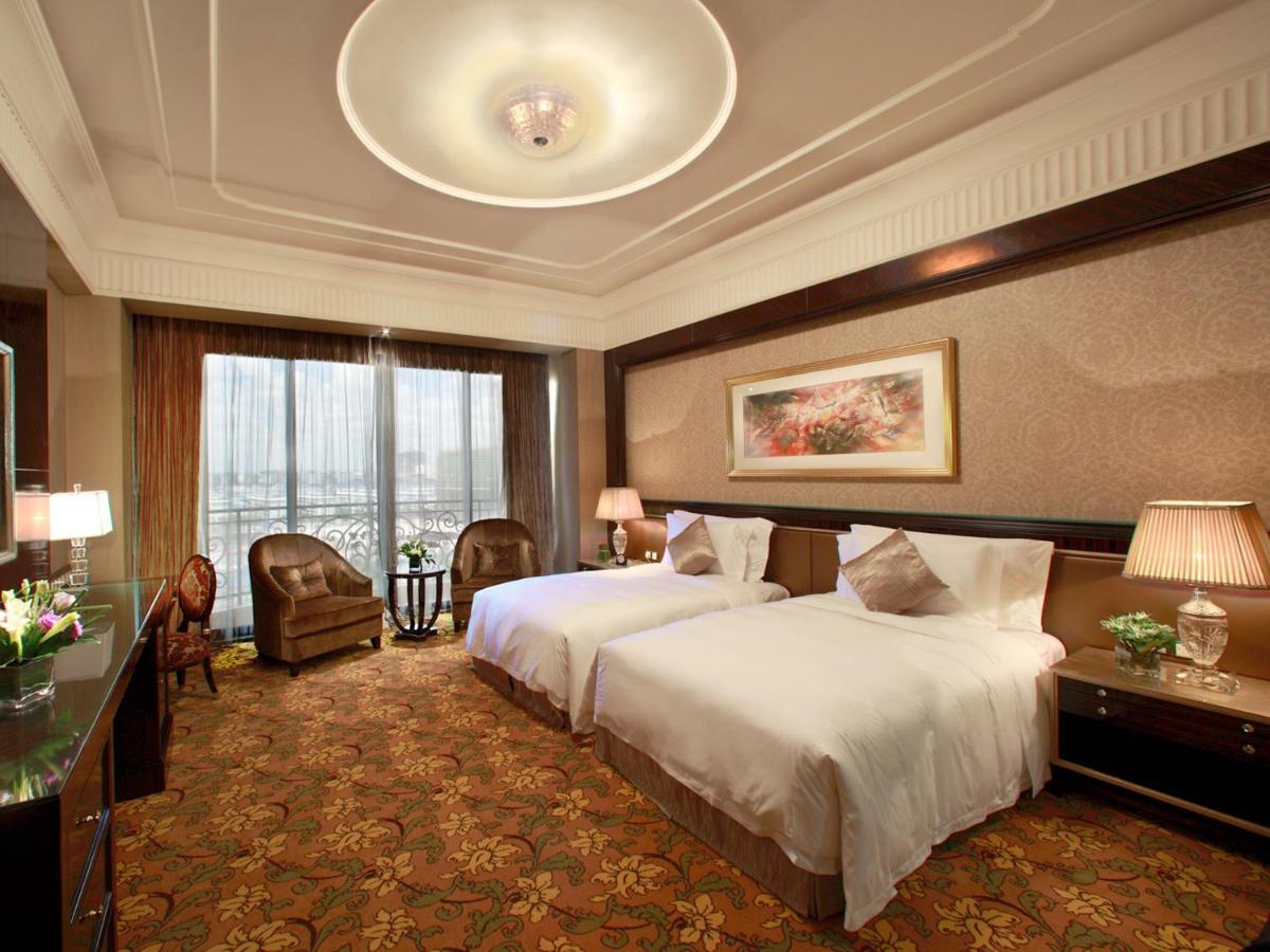 Chateau Star River Pudong Xangai Exterior foto